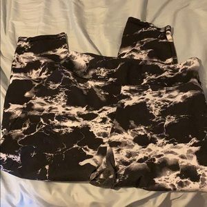 Black and white lightning soft leggings